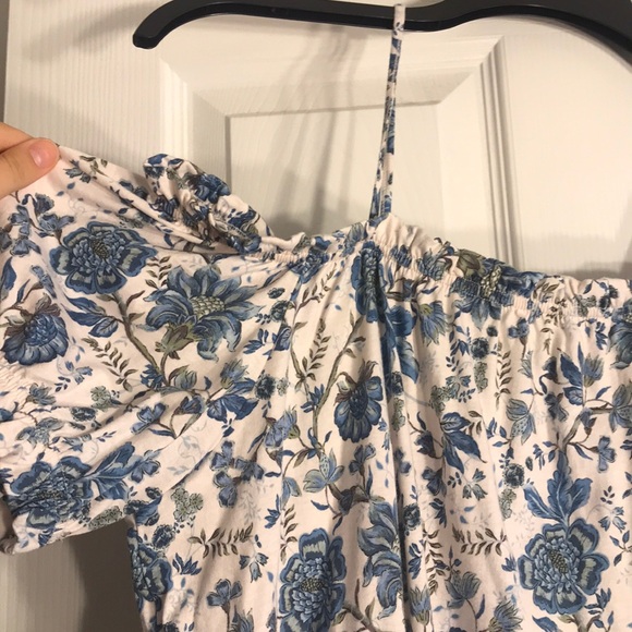 H&M Floral Off The Shoulder - Picture 2 of 4